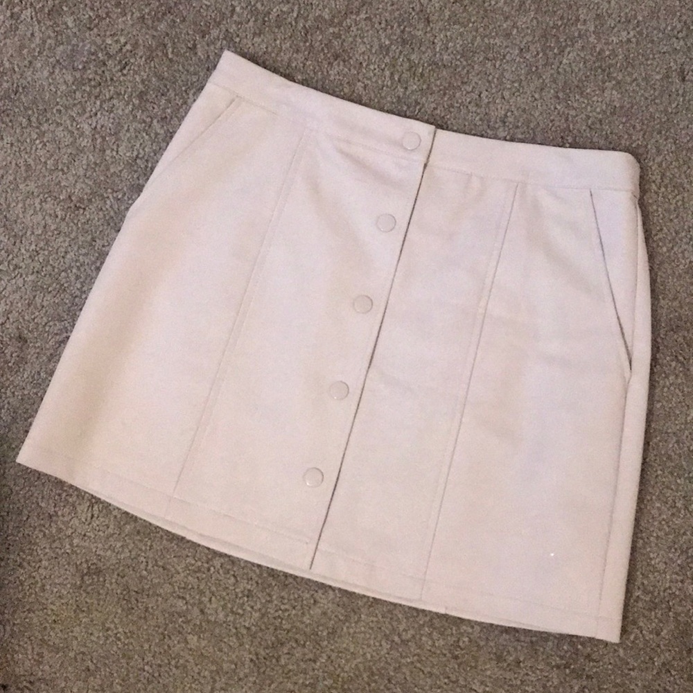 Mini faux leather skirt